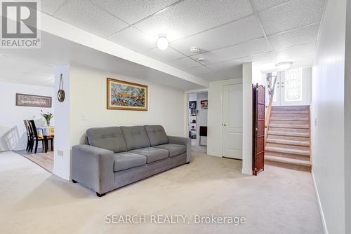 19 Treeline Boulevard, Brampton, ON - Indoor