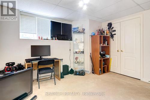 19 Treeline Boulevard, Brampton, ON - Indoor
