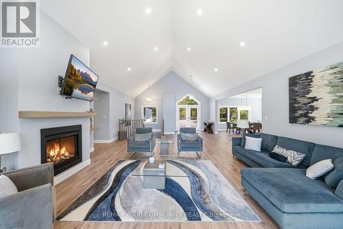 142 Bentley Lake Loop, Faraday, ON - Indoor Photo Showing Living Room With Fireplace
