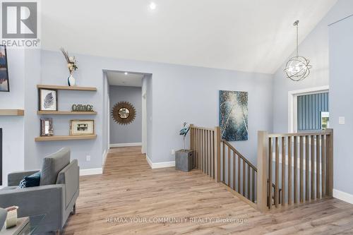 142 Bentley Lake Loop, Faraday, ON - Indoor Photo Showing Other Room