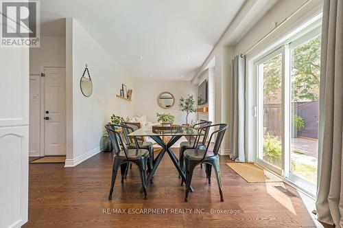 33 Dewsbury Way, Hamilton, ON - Indoor Photo Showing Dining Room