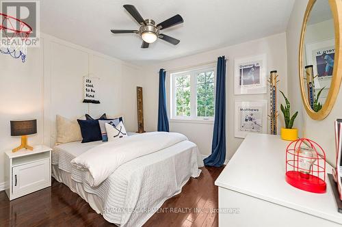 33 Dewsbury Way, Hamilton, ON - Indoor Photo Showing Bedroom