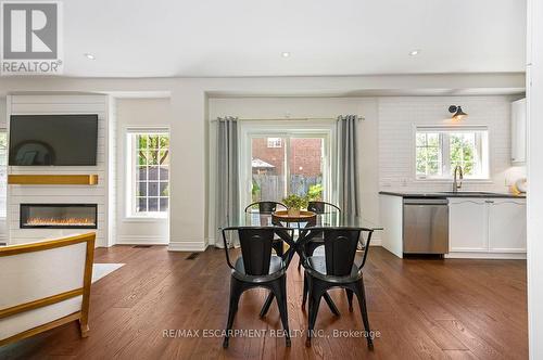 33 Dewsbury Way, Hamilton, ON - Indoor With Fireplace