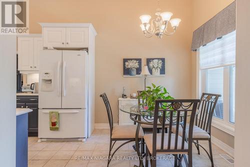 Main Level - Kitchen Nook - 3538 Algonquin Drive, Fort Erie (Ridgeway), ON - Indoor Photo Showing Dining Room