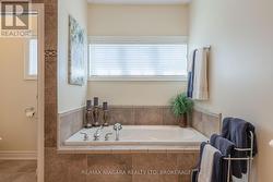 Main Level - Ensuite - 