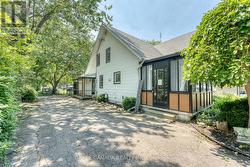 12437 ST THOMAS STREET  Tecumseh, ON N8N 1H7
