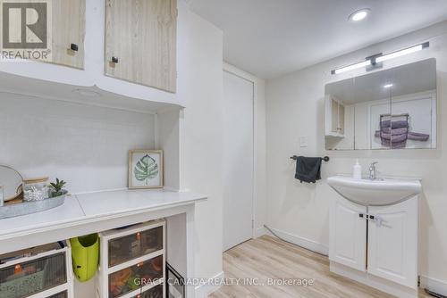 12437 St Thomas Street, Tecumseh, ON - Indoor Photo Showing Bathroom