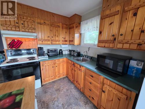 71 Strawberry Hill Road, Brigus Junction, NL - Indoor Photo Showing Kitchen