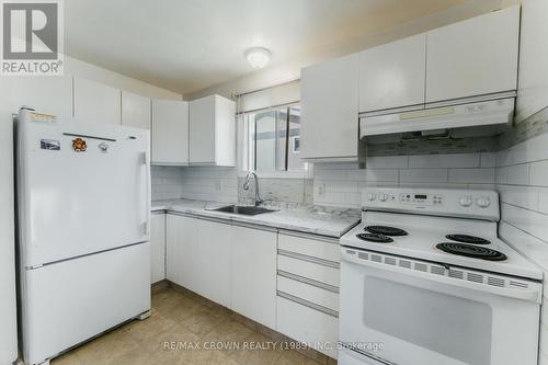 307 Mckenzie Avenue, North Bay (Widdifield), ON - Indoor Photo Showing Kitchen