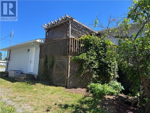 56 Rutland Avenue, Markstay-Warren, ON - Outdoor