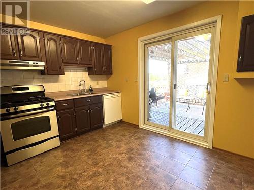 56 Rutland Avenue, Markstay-Warren, ON - Indoor Photo Showing Kitchen