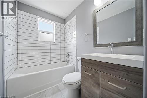 293 Highland Road E Unit# B, Kitchener, ON - Indoor Photo Showing Bathroom