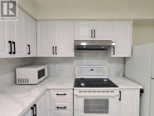 13 Mallaby Road, Toronto, ON - Indoor Photo Showing Kitchen