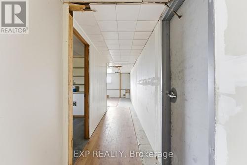 Unit 1 - Upper hallway - 23B Mother'S Road, Tweed (Elzevir (Twp)), ON - 