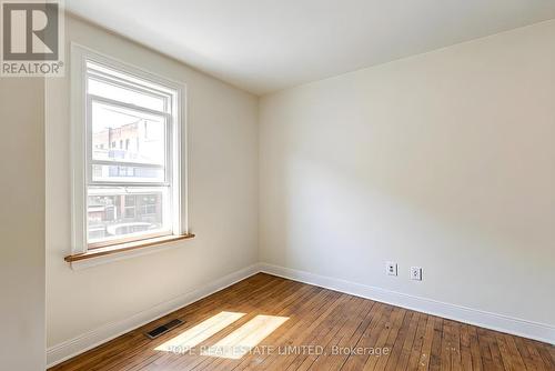 18 Edgewood Avenue, Toronto, ON - Indoor Photo Showing Other Room