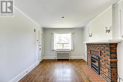 18 Edgewood Avenue, Toronto, ON - Indoor With Fireplace