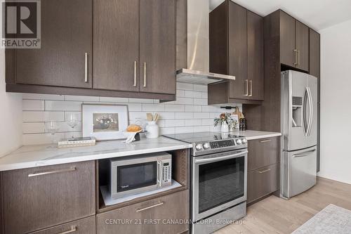 10 Beaty Lane, Zorra (Thamesford), ON - Indoor Photo Showing Kitchen