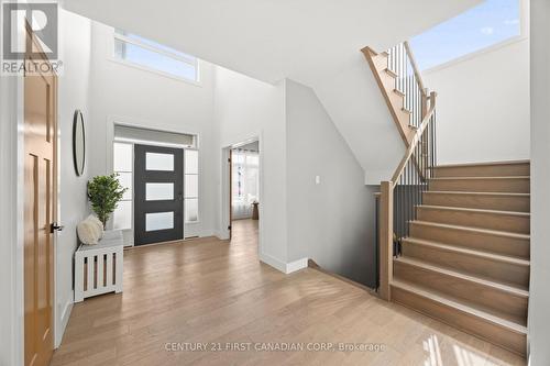 10 Beaty Lane, Zorra (Thamesford), ON - Indoor Photo Showing Other Room