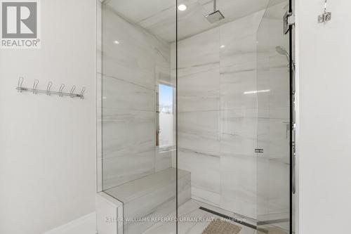 61 Ria Court, King, ON - Indoor Photo Showing Bathroom