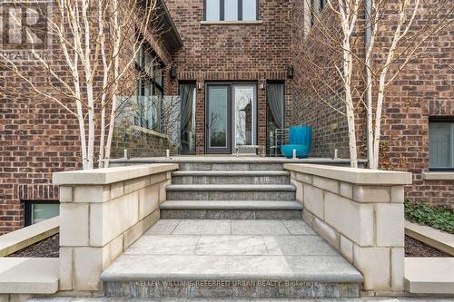 61 Ria Court, King, ON - Outdoor