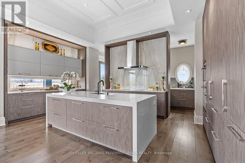 61 Ria Court, King, ON - Indoor Photo Showing Kitchen With Upgraded Kitchen