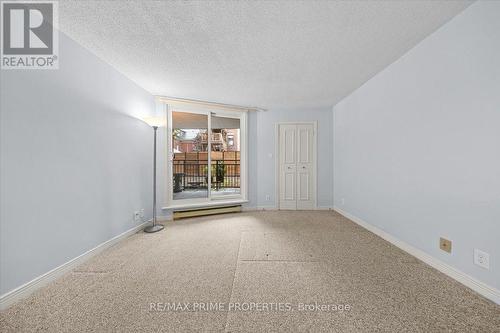 105 - 205 Somerset Street W, Ottawa, ON - Indoor Photo Showing Other Room