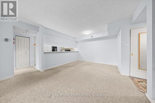 105 - 205 Somerset Street W, Ottawa, ON - Indoor Photo Showing Other Room