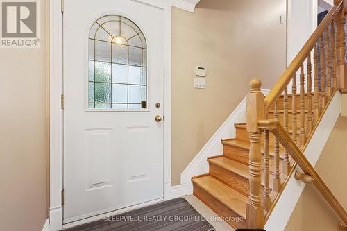42 CHARKAY STREET , Ottawa, Ontario K2E 5N4 2