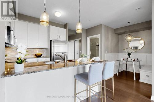 707 - 3563 Lake Shore Boulevard W, Toronto, ON - Indoor Photo Showing Kitchen With Double Sink With Upgraded Kitchen