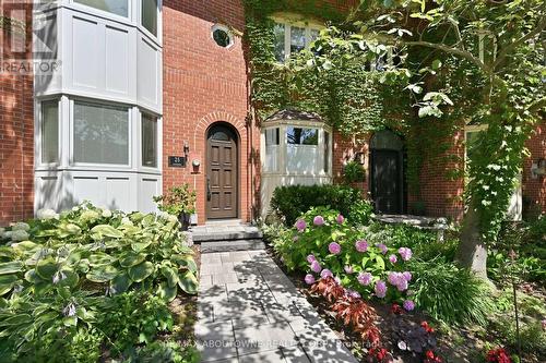 25 Southwind Terrace, Oakville, ON - Outdoor