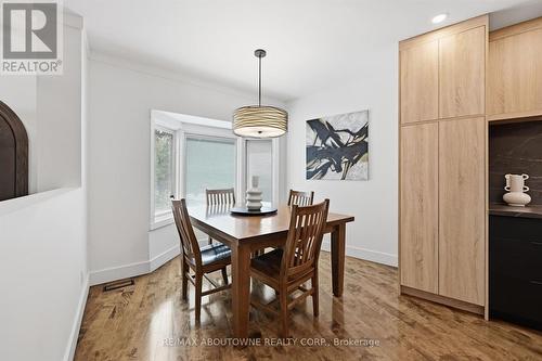 25 Southwind Terrace, Oakville, ON - Indoor Photo Showing Dining Room