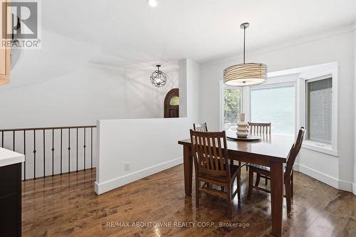 25 Southwind Terrace, Oakville, ON - Indoor Photo Showing Dining Room