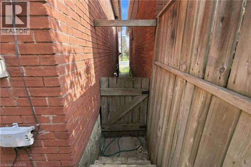 58 Edinburgh Avenue, Hamilton, ON - Indoor