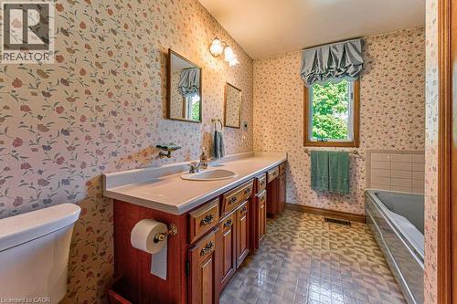 7316 Wellington Rd 30, Guelph, ON - Indoor Photo Showing Bathroom