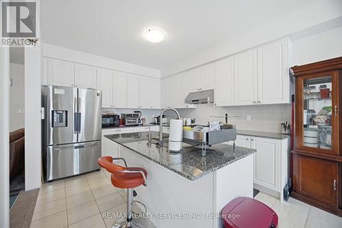 106 Seeley Avenue, Southgate, ON - Indoor Photo Showing Kitchen With Stainless Steel Kitchen