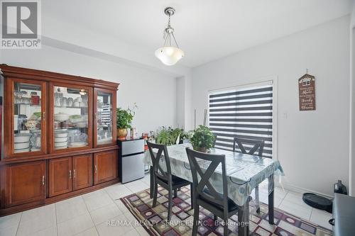 106 Seeley Avenue, Southgate, ON - Indoor Photo Showing Dining Room