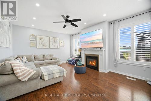 79 Garinger Crescent, Hamilton, ON - Indoor Photo Showing Living Room With Fireplace