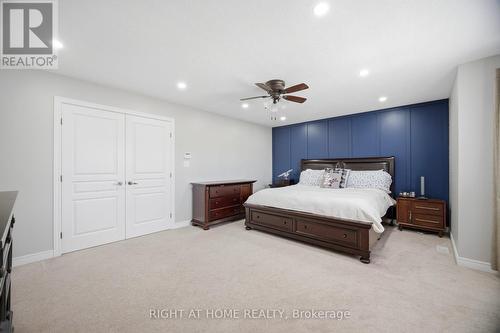 79 Garinger Crescent, Hamilton, ON - Indoor Photo Showing Bedroom