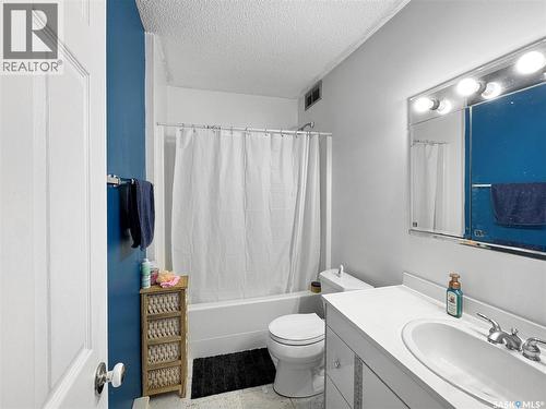 513 Main Street, Turtleford, SK - Indoor Photo Showing Bathroom