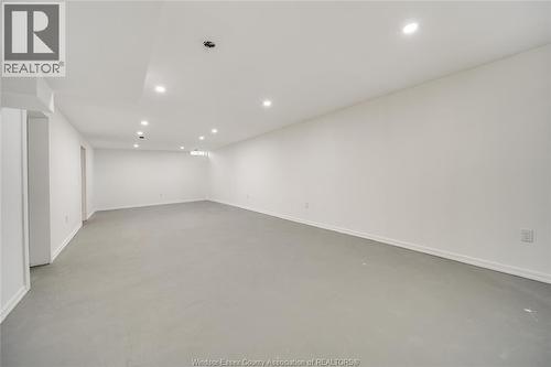 1556 Heatherglen Drive, Tecumseh, ON - Indoor Photo Showing Other Room