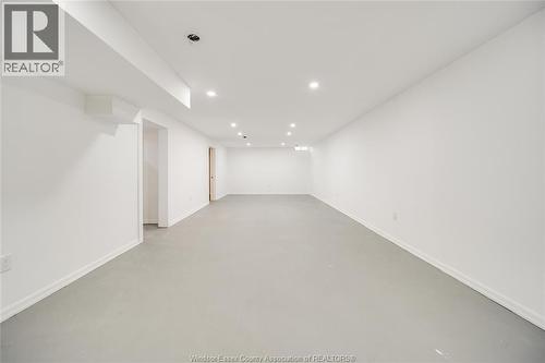 1556 Heatherglen Drive, Tecumseh, ON - Indoor Photo Showing Other Room