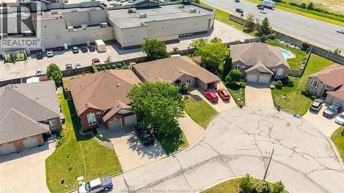 1556 Heatherglen Drive, Tecumseh, ON - Outdoor With View