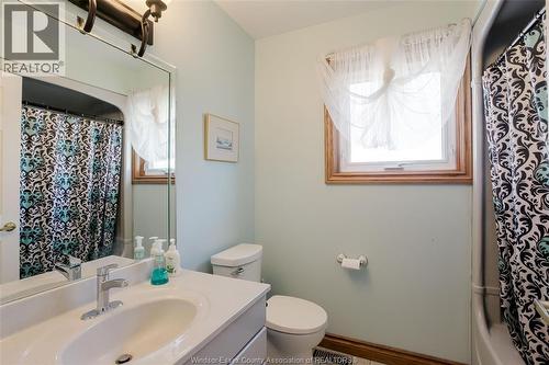 521 Royal Ridge Crescent, Amherstburg, ON - Indoor Photo Showing Bathroom