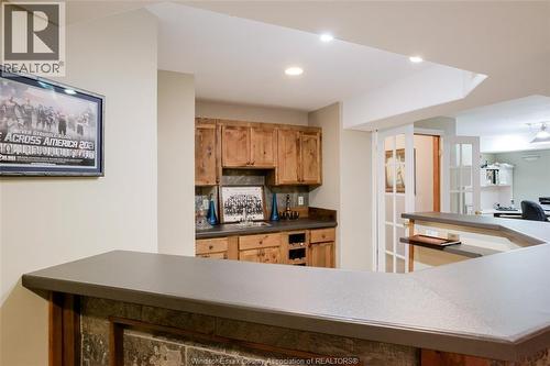 521 Royal Ridge Crescent, Amherstburg, ON - Indoor Photo Showing Kitchen