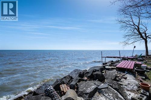 1247 Heritage Road, Kingsville, ON - Outdoor With Body Of Water With View