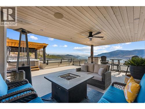 9829 Beacon Hill Crescent, Lake Country, BC - Outdoor With Deck Patio Veranda With Exterior