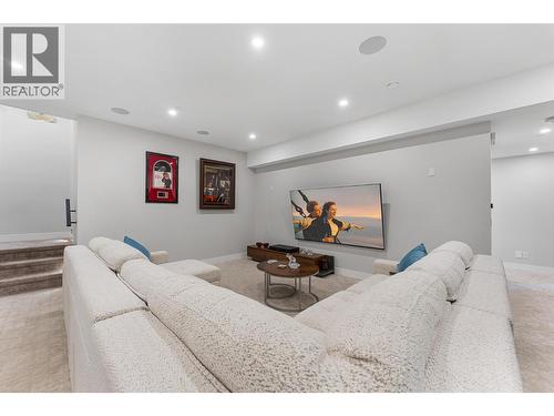 9829 Beacon Hill Crescent, Lake Country, BC - Indoor