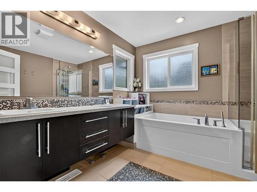 7557 Loedel Crescent, Prince George, BC - Indoor Photo Showing Bathroom