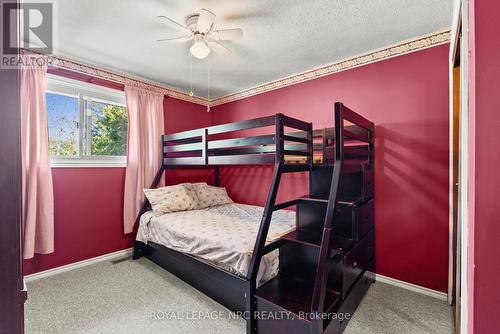 21 Upper Canada Drive, Niagara-On-The-Lake (Town), ON - Indoor Photo Showing Bedroom