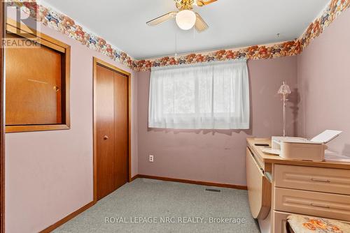 21 Upper Canada Drive, Niagara-On-The-Lake (Town), ON - Indoor Photo Showing Other Room